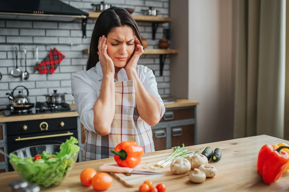 Если некоторые люди способны переносить погодные перемены стойко, то многие все же довольно ярко ощущают и перепады давления, и меняющийся геомагнитный фон. Фото: Estrada Anton/Shutterstock/Fotodom