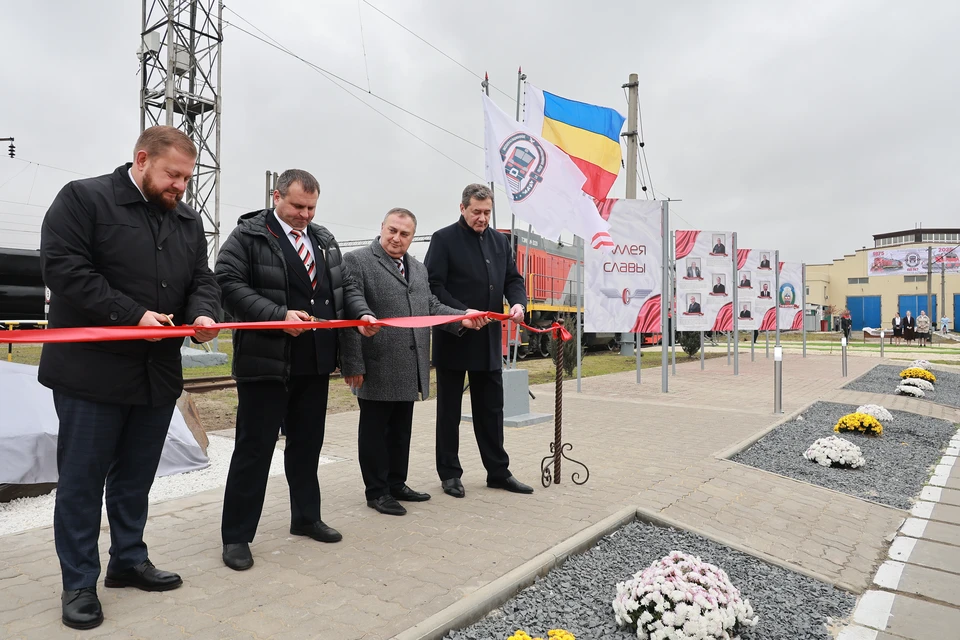 В Батайске отпраздновали 150-летие станции и эксплуатационного локомотивного депо. Фото: Алекс Сильвер