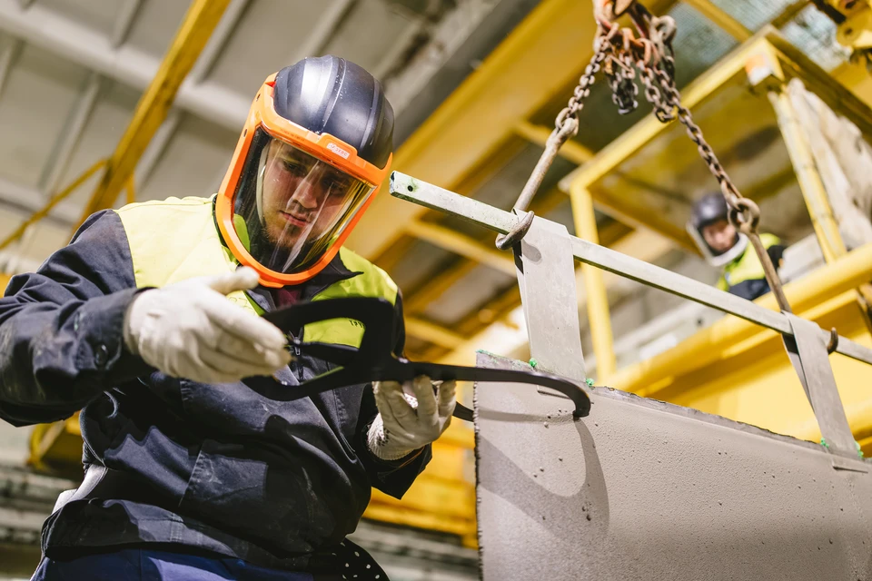 Подготовка кадров для металлургии вышла на новый уровень. Фото: Дмитрий Дубов / Управление общественных связей КГМК