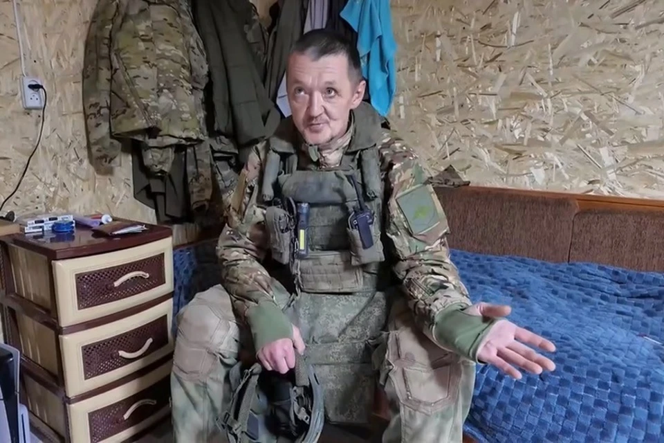 Боец "Татарин" мечтает вернуться к профессии столяра и отстраивать новые регионы России. Фото: Народный фронт Запорожской области