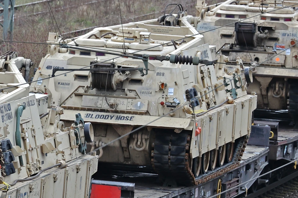 РИАН: командиры ВСУ продали запчасти американской бронемашины MaxxPro