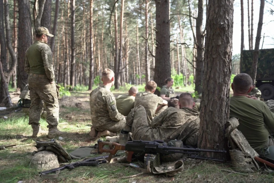 ТАСС: окруженных в Купянске солдат ВСУ кидают в контратаки за еду