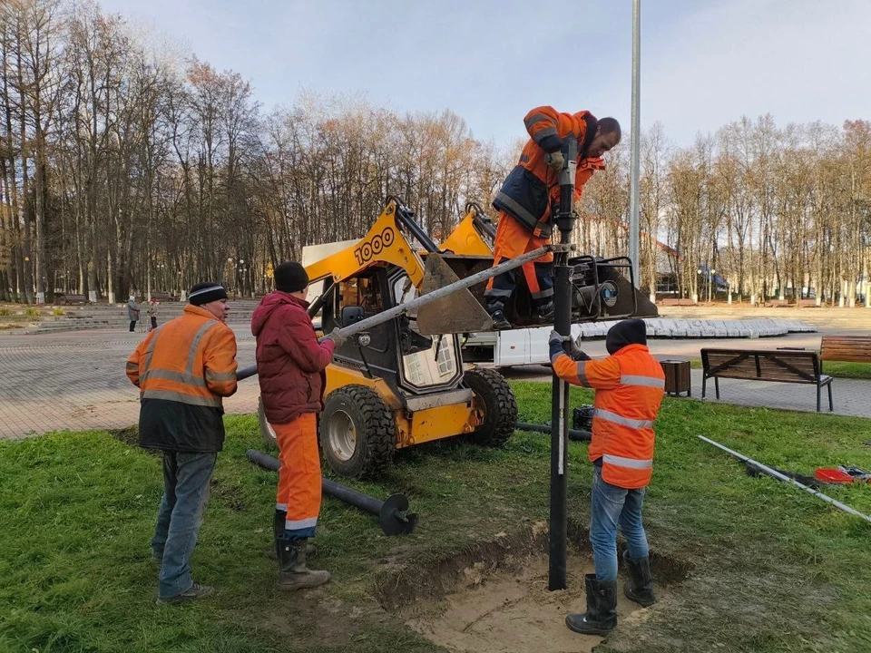 Во Владимире приступили к подготовке фундамента для скульптур. Фото со страницы ЦУГД в ВК.