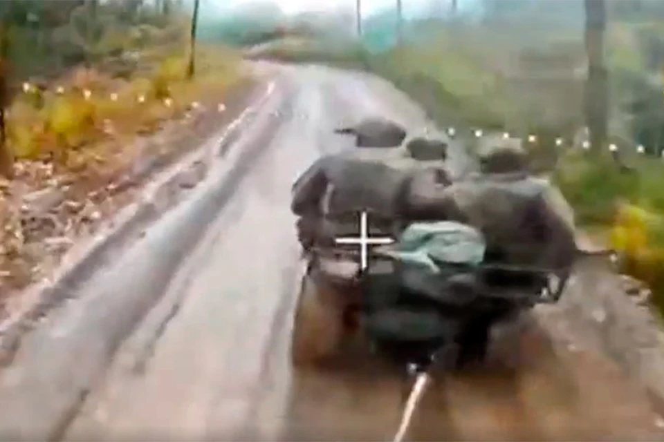 Осыпавшая листва оголила позиции ВСУ, которые легко разбираются российскими ударными дронами