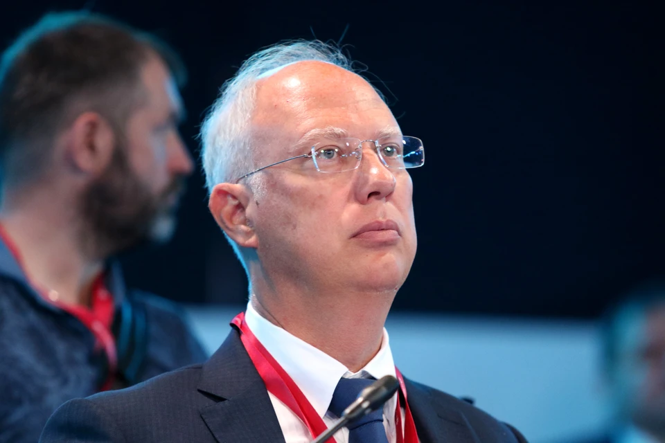 Дмитриев: Лондон бездумно идет по пути Байдена в отношении мигрантов