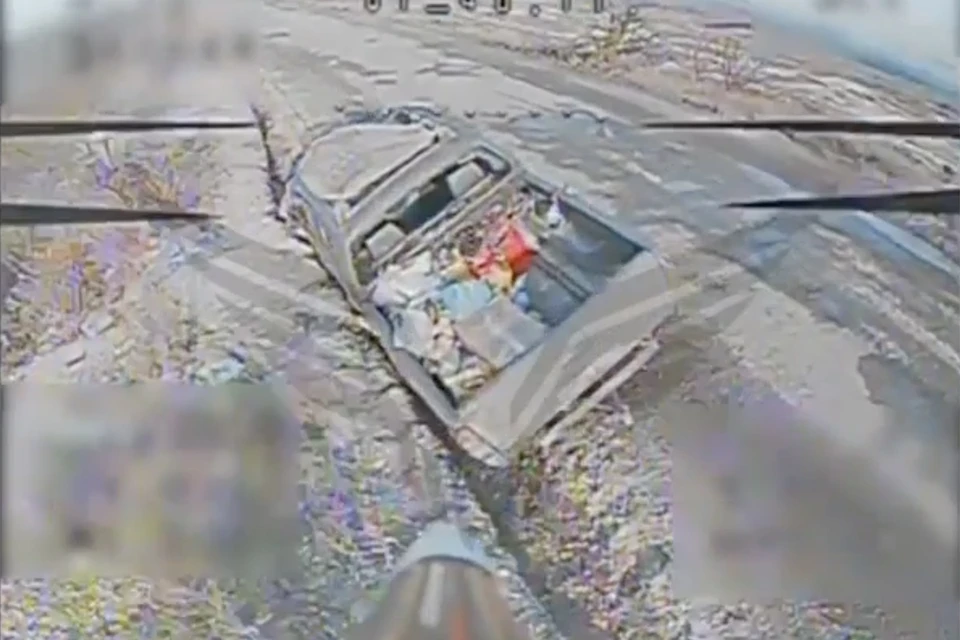 Украинские военные стали ходить пешком по дорогам, которые раньше использовались для активного снабжения их группировки - и это достижение российской воздушной разведки