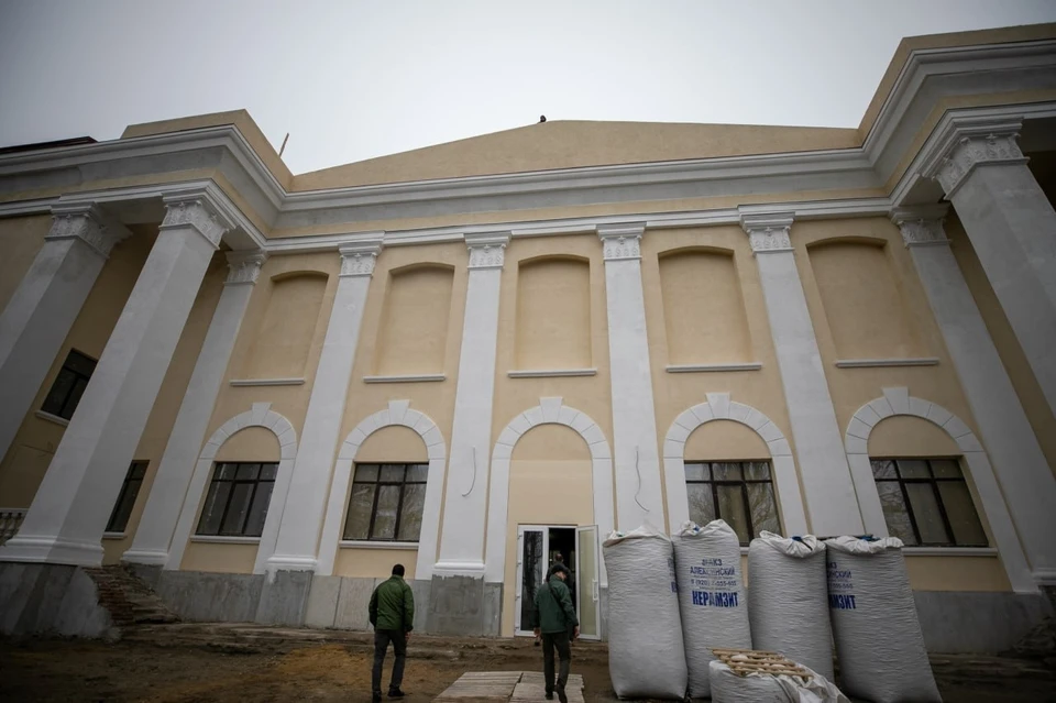 Мариуполь преображается благодаря помощи Ленинградской области. Фото: ТГ/Кольцов