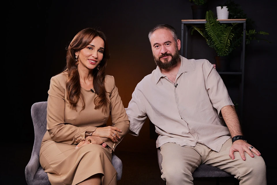 Телеведущая Анфиса Чехова вовсю готовится к свадьбе с кинопродюсером Александром Златопольским.