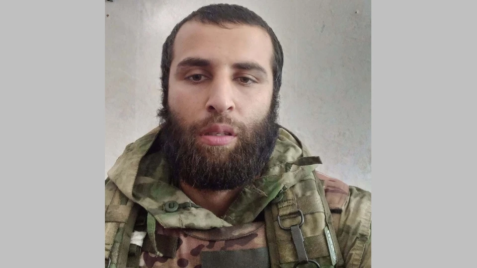 «Православный мусульманин» из Сасова Фирдавс Мухамедшоев уехал на Донбасс волонтером и остался бойцом.