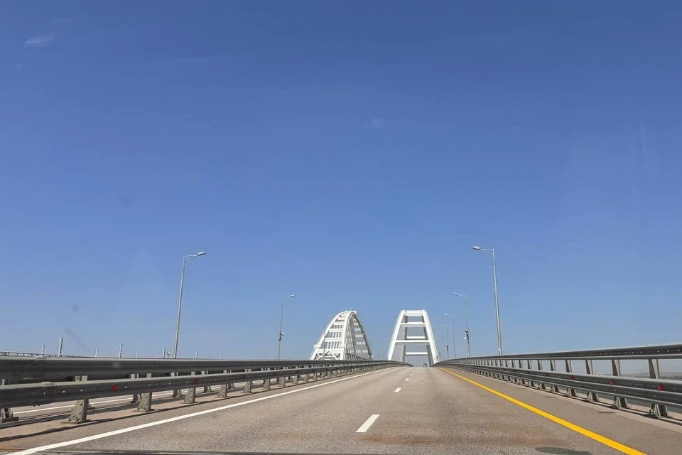 Движение авто по Крымскому мосту возобновилось 25 ноября