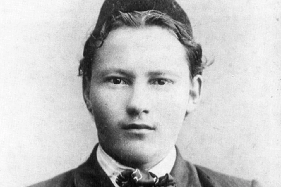 Это решение приурочено к 140-летию со дня рождения великого татарского поэта, которое будет отмечаться 26 апреля 2026 года.