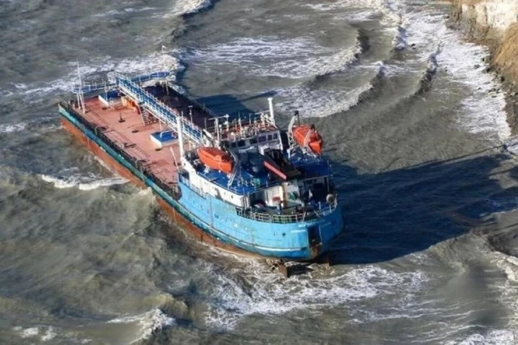 Оспорить не вышло: суд обязал взыскать 49,5 млрд рублей с владельцев танкера «Волгонефть-212»