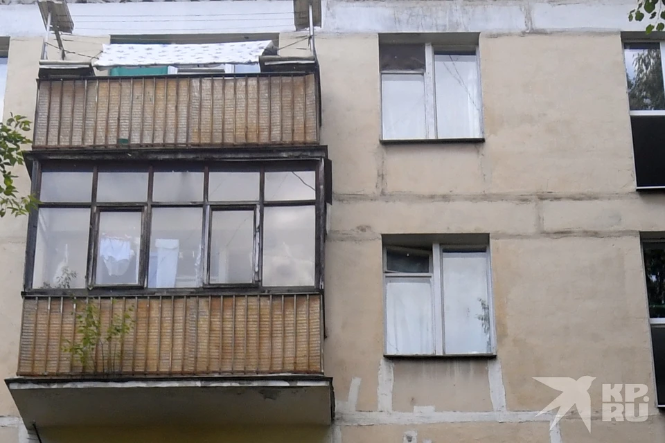 Из окна пятиэтажки в Горроще выпал 23-летний рязанец.