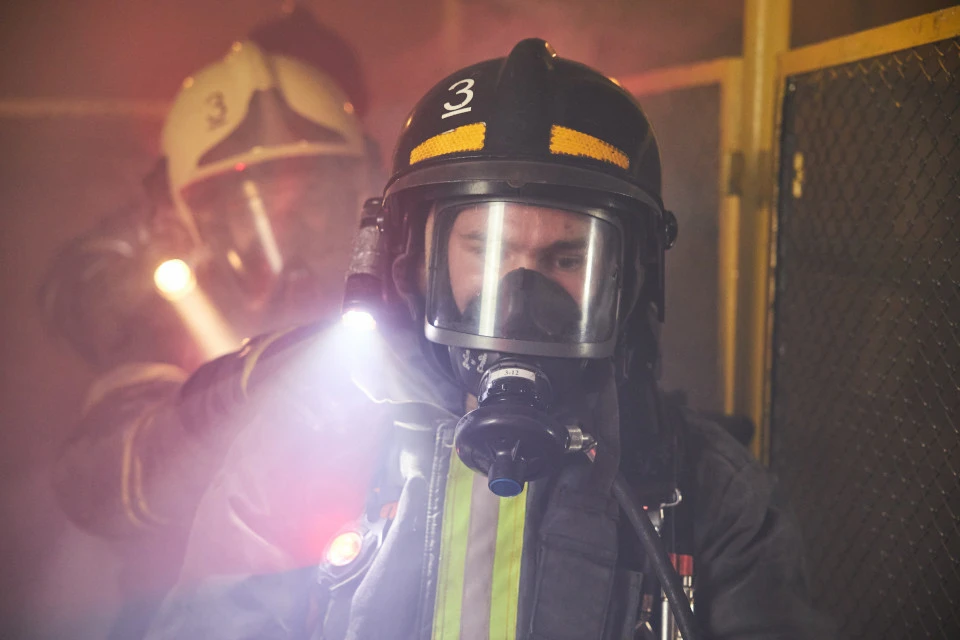 В случае ЧС звоните 112.