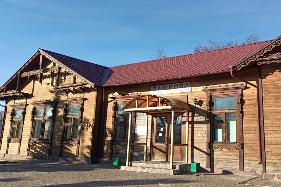 здание вокзала XIX века станции Дашково расположено в Самаре на ул. Литвинова.