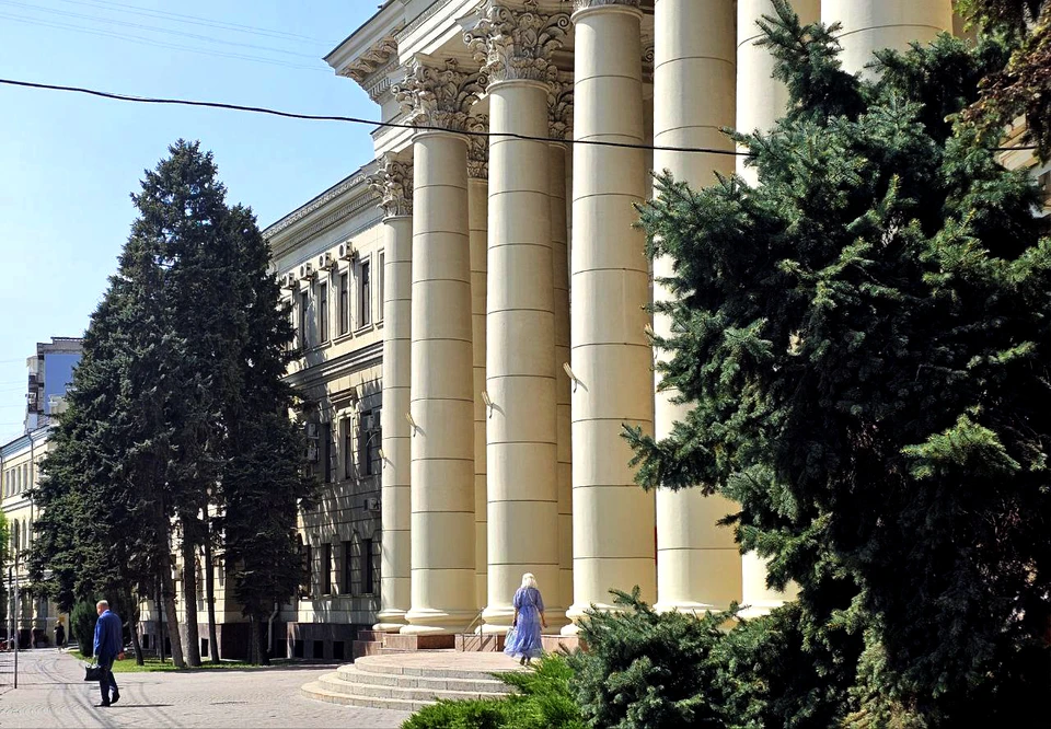 В администрации области продолжаются кадровые перестановки.