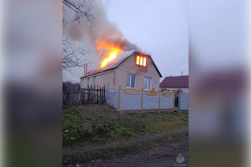 Печь в доме была оставлена без присмотра. ФОТО: МЧС России