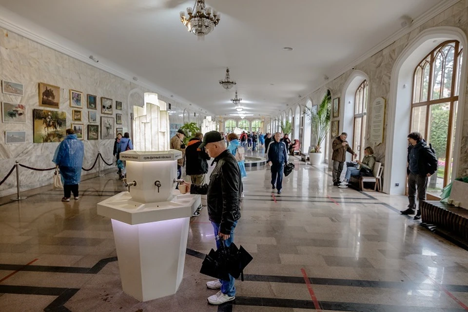 С 2023 по 2025 год в Ребровском бювете выпили более 2,3 млн литров минеральной воды.