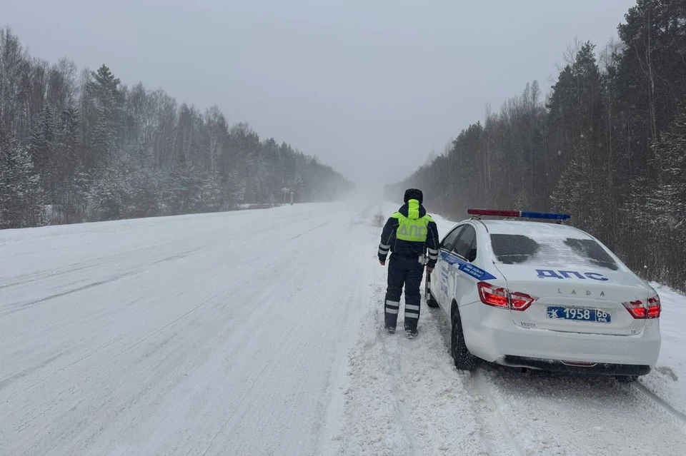 На дорогах сейчас контролируют ситуацию экипажи ДПС Фото: Госавтоинспекция Свердловской области
