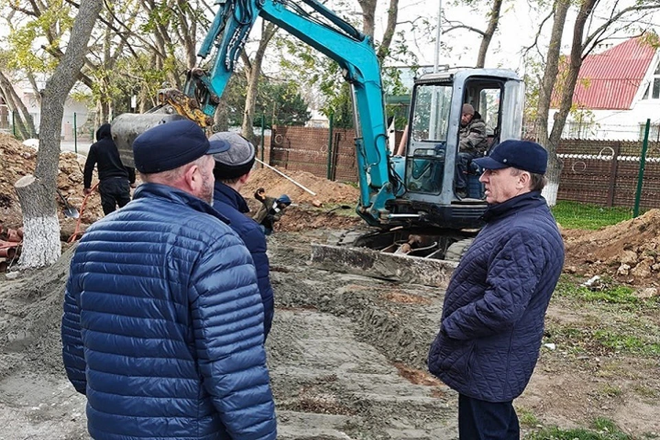 Председатель Совета министров Крыма проинспектировал ход работ. Фото: Юрий Гоцанюк/Tg