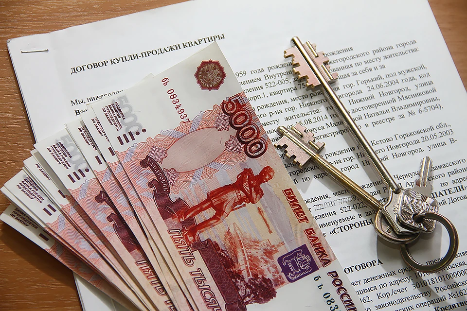 Историй, когда покупатели квартир не могут в них въехать, потому что продавцы совершают сделку под влиянием мошенников и отказываются съезжать, в России уже тысячи.