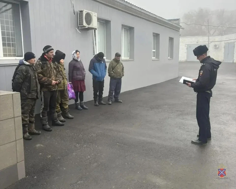 Полиция провела рейд.