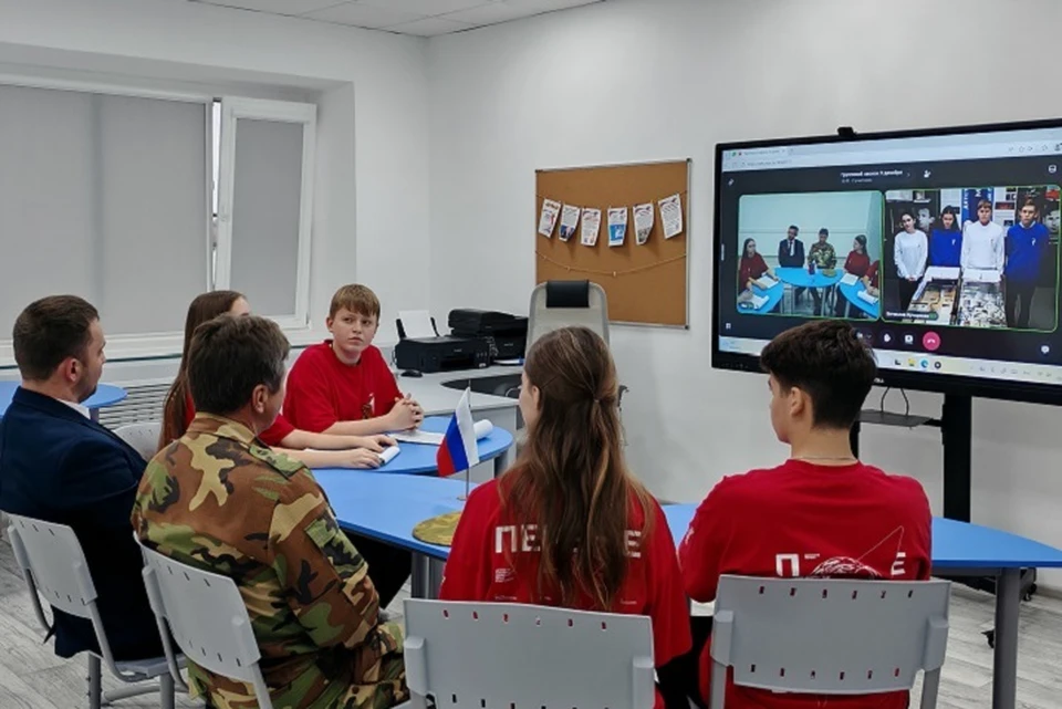 Между юными и взрослыми жителями Ипатово и Антрацита уже установились крепкие дружеские отношения. Фото: администрация Ипатовского округа.