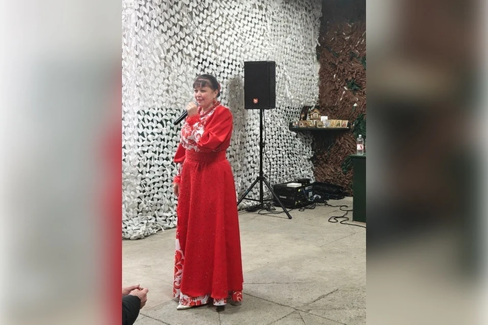 Бойцы подпевали исполнителям. Фото: Минкультуры ЛНР