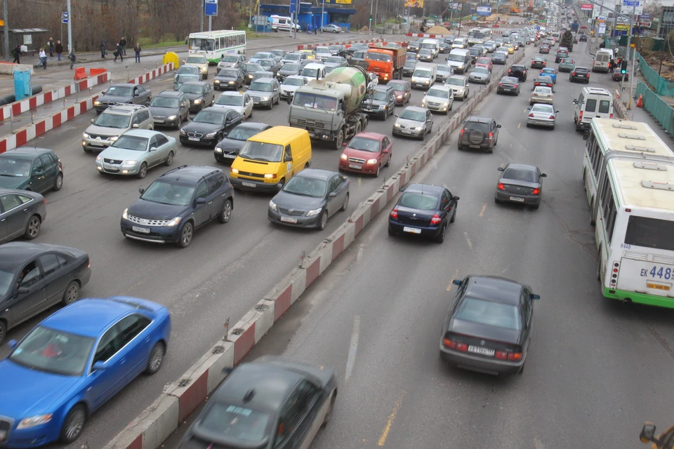 Дорожный затор сковал более 20 км федеральной трассы.