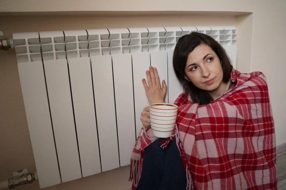 Если УК бездействует, нужно подать письменные заявления в Госжилинспекцию и Роспотребнадзор.