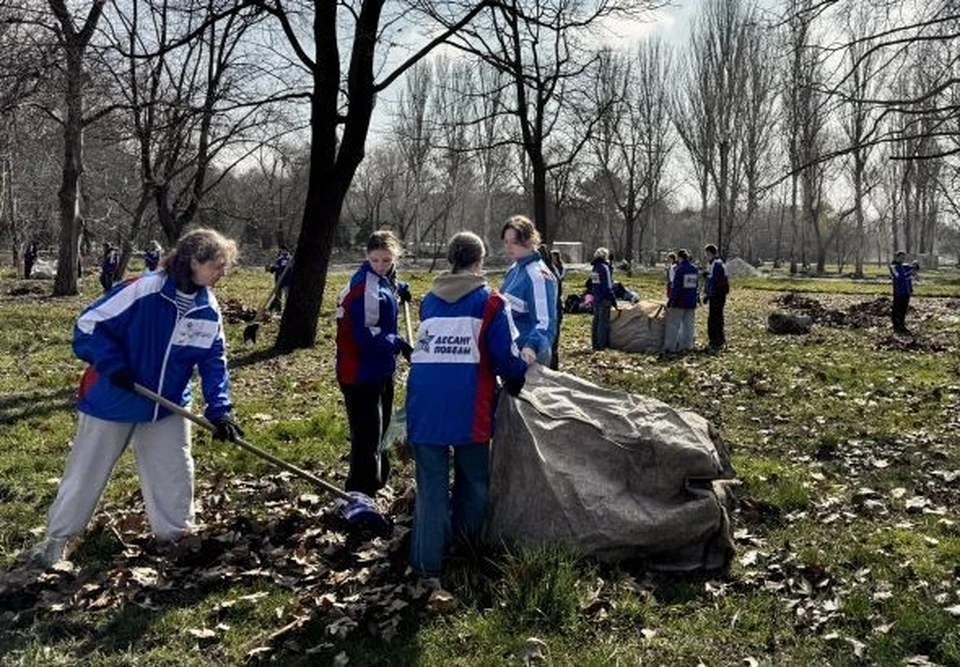 Акция направлена на воспитание ответственного отношения к городской среде у молодежи. Фото: пресс-служба РСО