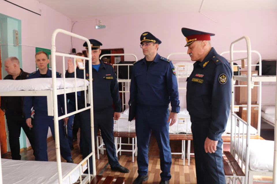 Проверяющие проинспектировали соблюдение режимных требований. Фото: УФСИН Тверской области.