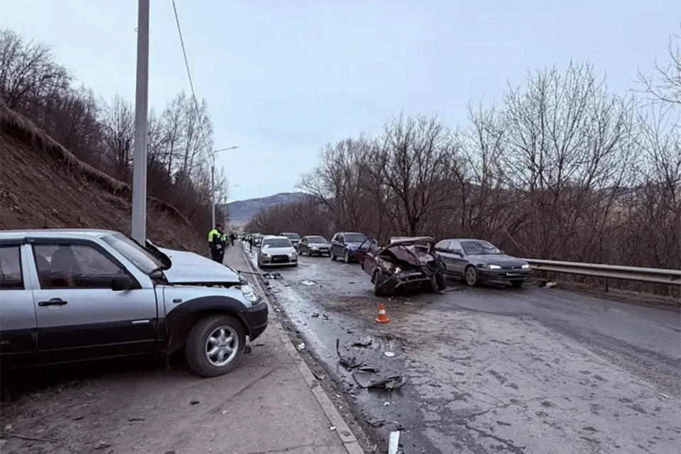 Участники ДТП. Фото: пресс-службы ГУ МВД России по РА