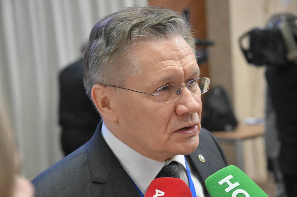 Лихачев пошутил, что выпьет вина с Гросси в случае его избрания генсеком ООН