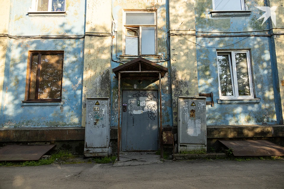 В первом квартале управляющие компании уже отремонтировали 194 подъезда. Еще 15 в этом году обновят по программе «На Севере – твой проект».