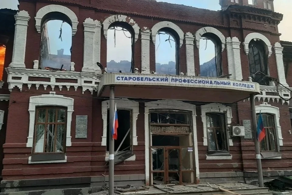 ВСУ нанесли прицельный удар по учебному корпусу и общежитию Старобельского профессионального колледжа. ФОТО: АГ ЛНР