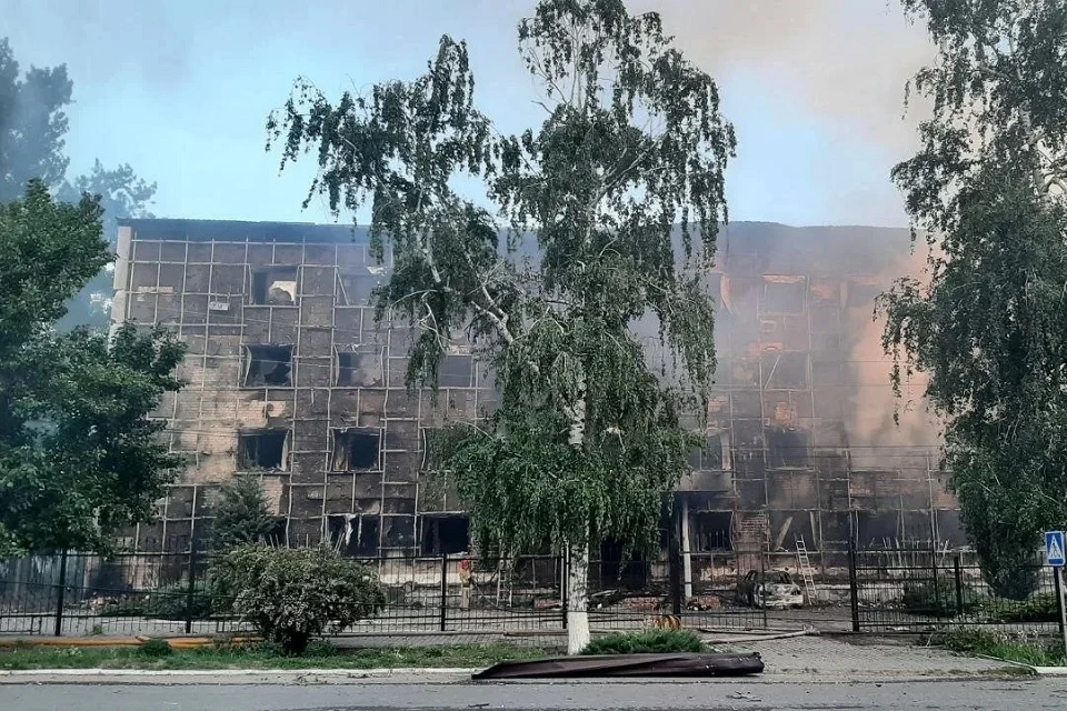 Перепуганные студенты колледжа Старобельска звонили родителям во время теракта ВСУ: «Мама, нас бомбят» Фото: канал главы ЛНР Леонида Пасечника в мессенджере «Макс»