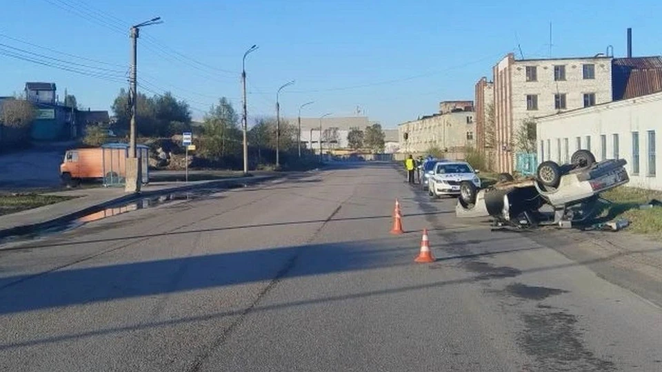 Полицейские сейчас устанавливают обстоятельства, при которых несовершеннолетняя получила доступ к автомобилю. Фото: Госавтоинспекция по Мурманской области