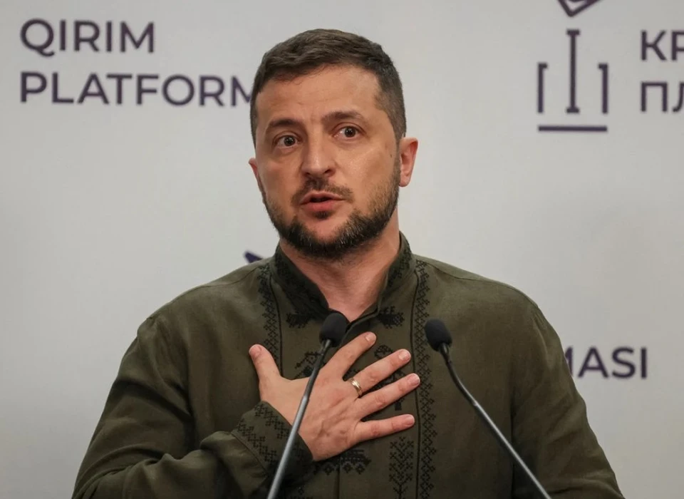 Зеленский встретился с украинскими студентами после атаки ВСУ на колледж в ЛНР