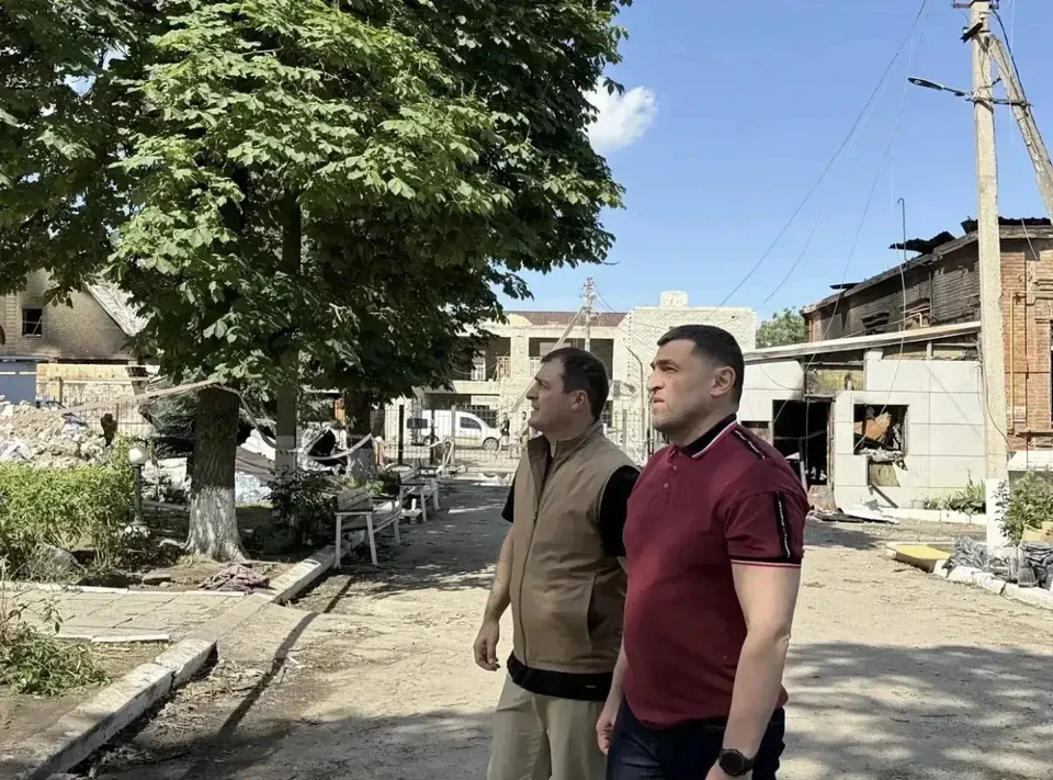 Министр строительства КЧР Рашид Узденов прибыл в Старобельск. ФОТО: Карачаево-Черкесская республика - Управление пресс-службы и информационной политики Главы и Правительства