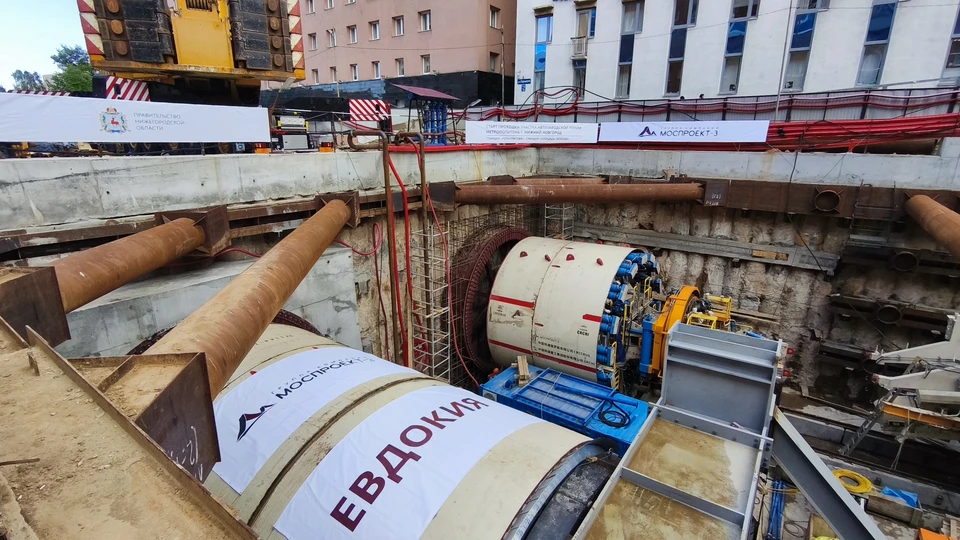 729 метров под землёй: щит «Евдокия» начал проходку левого тоннеля нижегородского метро от станции метро «Горьковская» до станции «Площадь Свободы» с финишем осенью. Фото: Максим ГЕРАСИМОВ