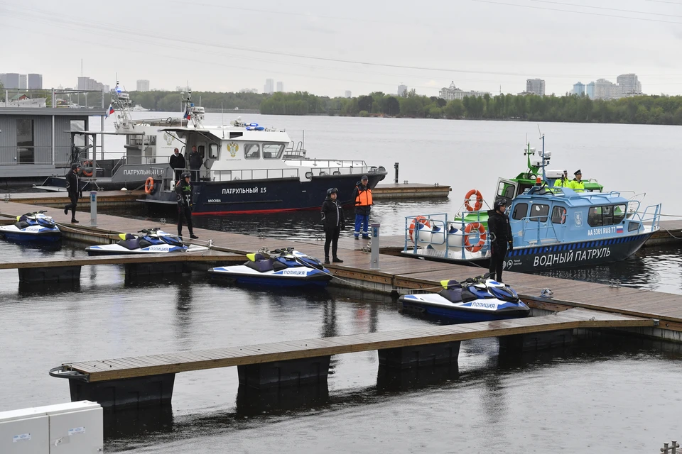 В Ростовской области обсудили запуск морского маршрута до Мариуполя.