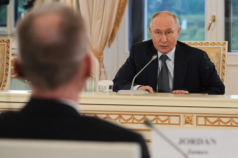 Путин заявил, что Трамп искренне стремится к урегулированию кризиса на Украине