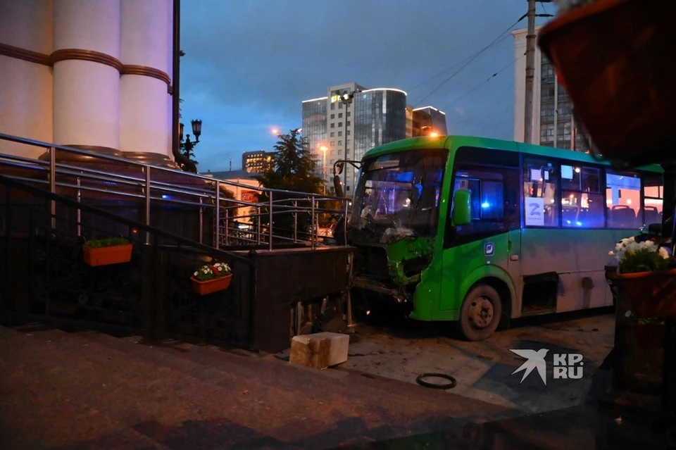 Территория рядом с местом ЧП оцеплена