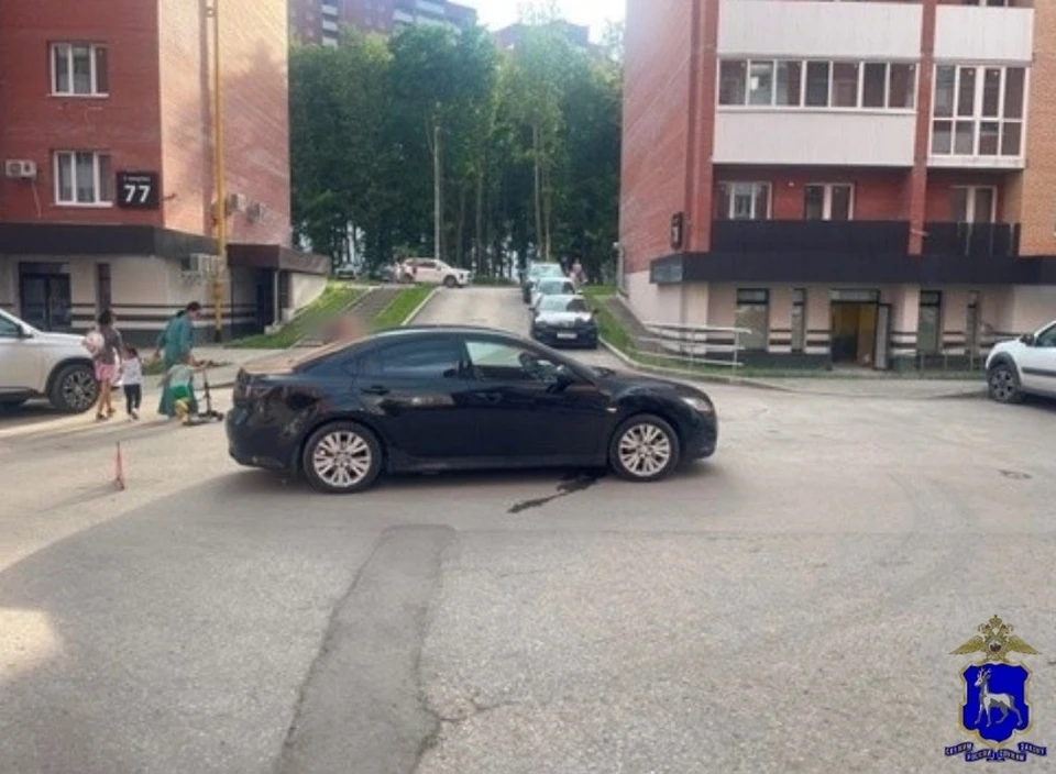 ДТП произошло в одном из дворов вечером.