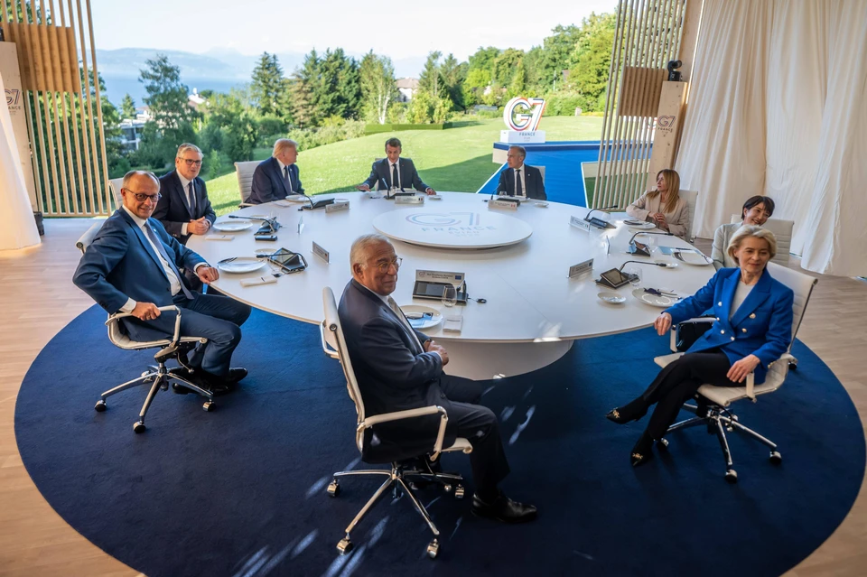 Politico: Трамп пообещал поддержать Киев в обмен на помощь Европы в Иране. Фото: IMAGO/Michael Kappeler, Pool/dts/GLOBAL LOOK PRESS