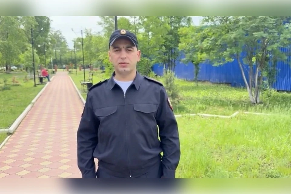 В Иркутской области сотрудник полиции спас ребенка от собак