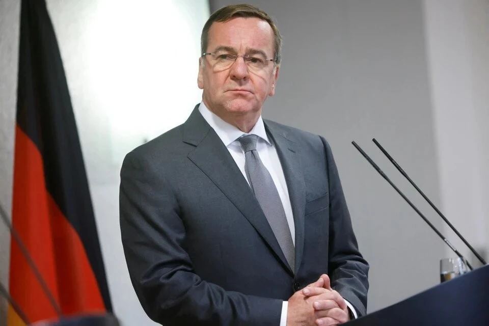 Министр обороны ФРГ Писториус рассказал о личных запасах на случай ЧС
