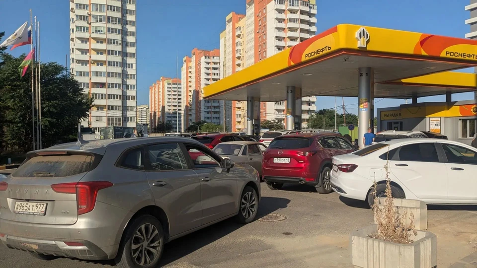 Топливо продают по лимитам