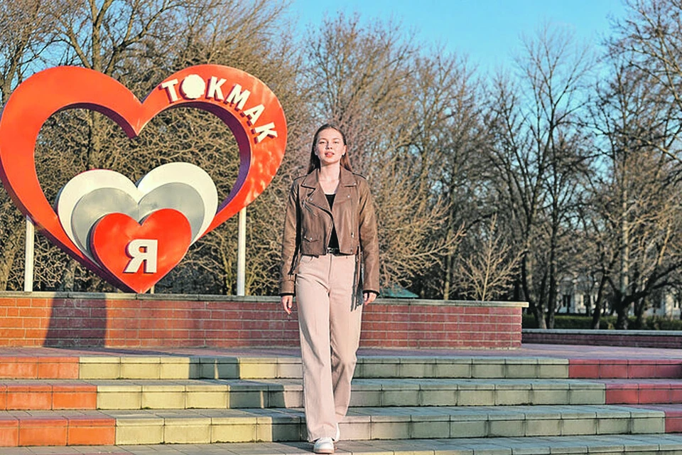 Школьница Валерия Мешкова представила на конкурс видео о нашей области.